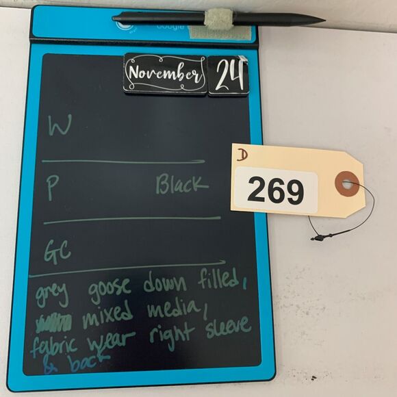 Nike Jacket Womens Small Black Tech Fleece Down Aeroloft Bomber Outdoor Full Zip - Picture 15 of 16